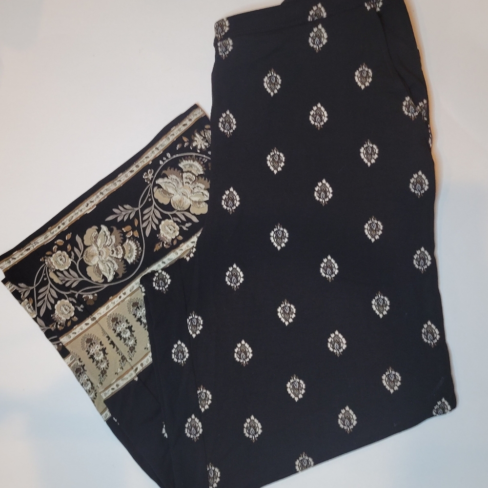 J.Jill Wearever cropped pants size medium,  black and tan paisley
